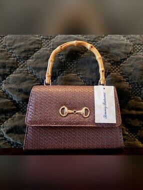 NWT Tommy Bahama woven handbag in Chocolate Brown.